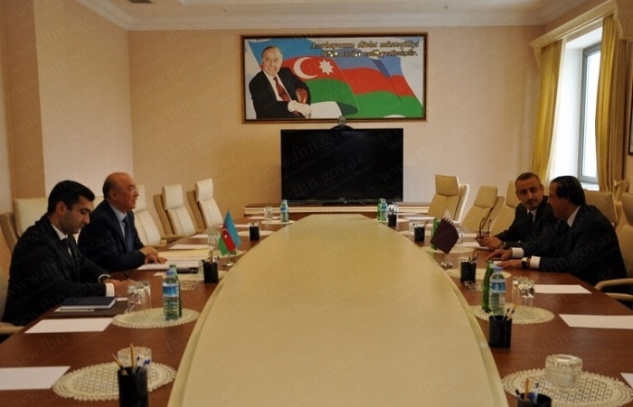 Minister Kemaleddin Heydarov meets with new Qatari ambassador